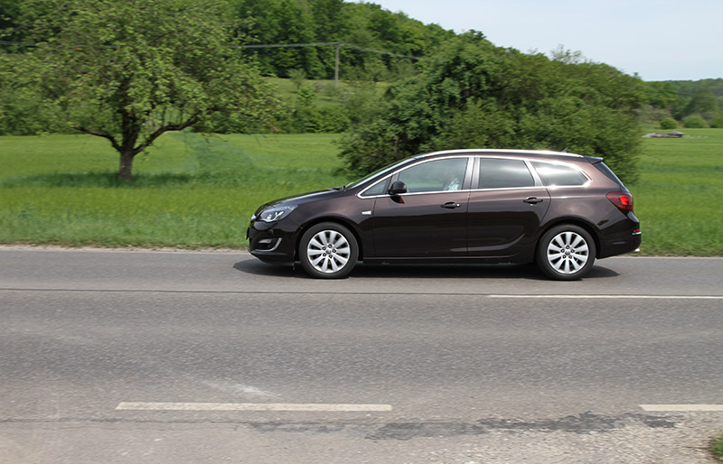 Der Opel Astra im Rennmodus